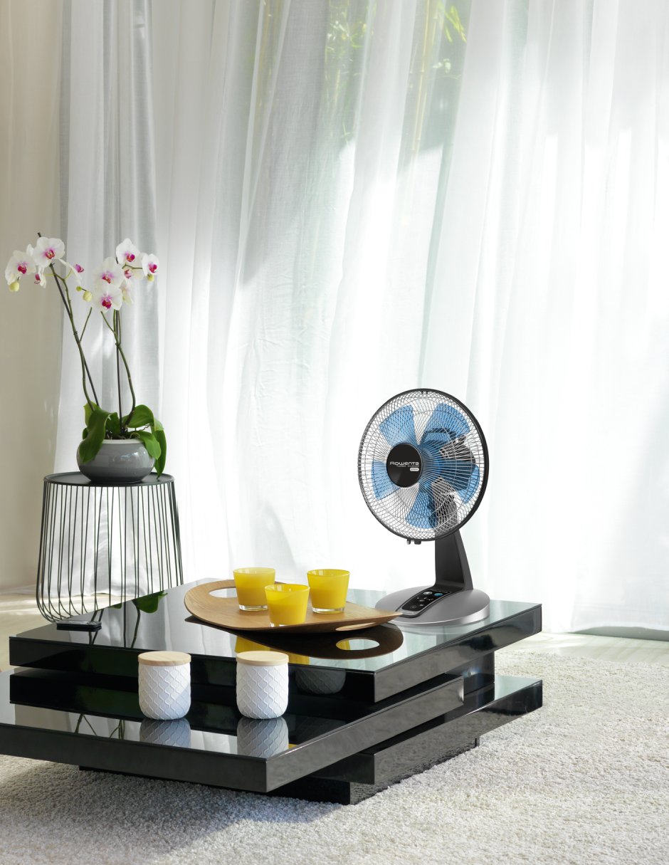 Ventilador de pedestal Rowenta con control remoto 5 velocidades