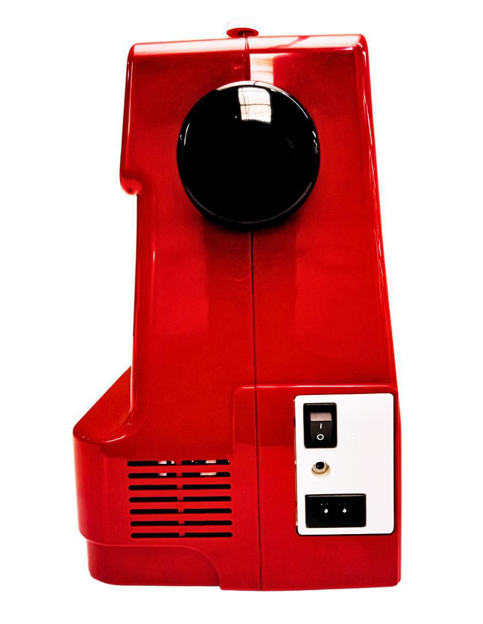 Máquina de coser digital TM30