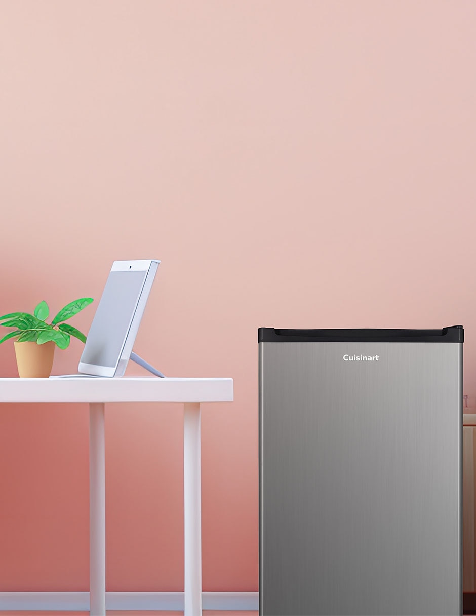 Mini refrigerador CCF-27ES 2.6 pies cúbicos