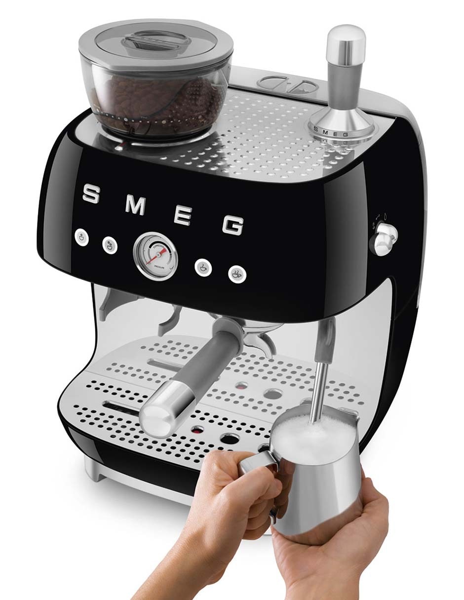 Cafetera con molino 50´s style egf03 5