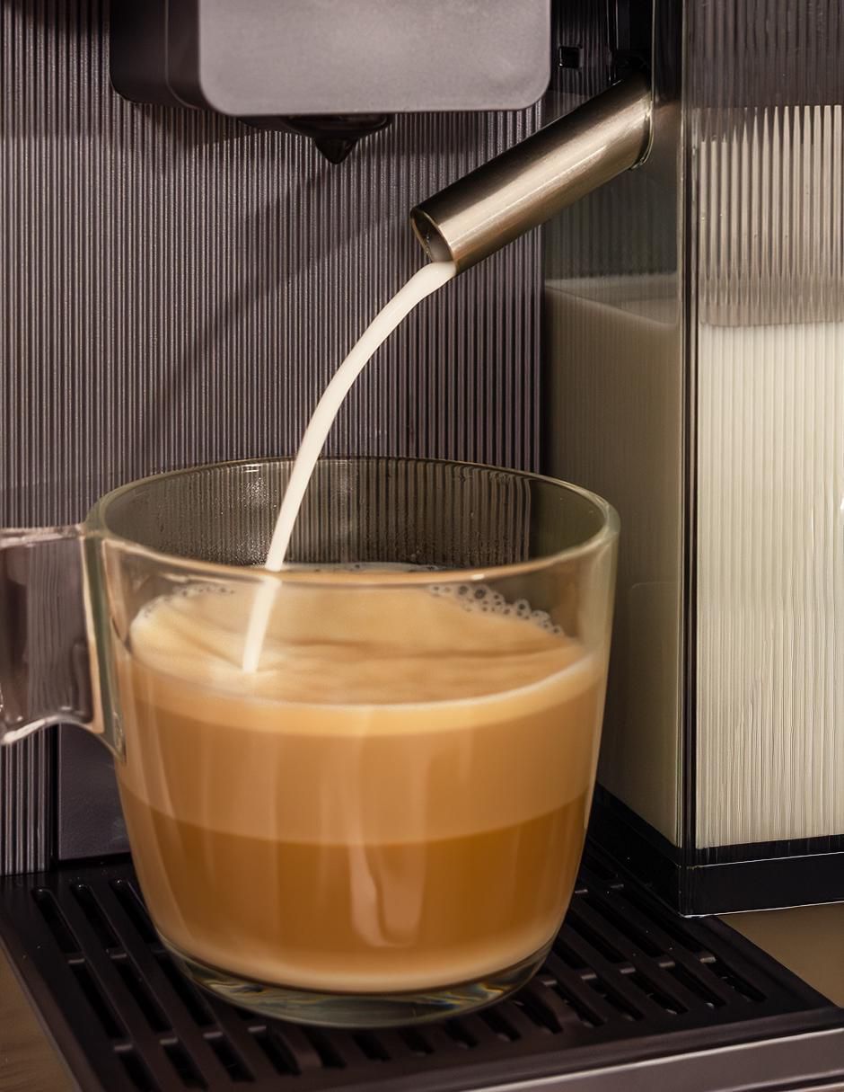 Cafetera espresso Cecotec FreeStyle Latte T A01AM01001852