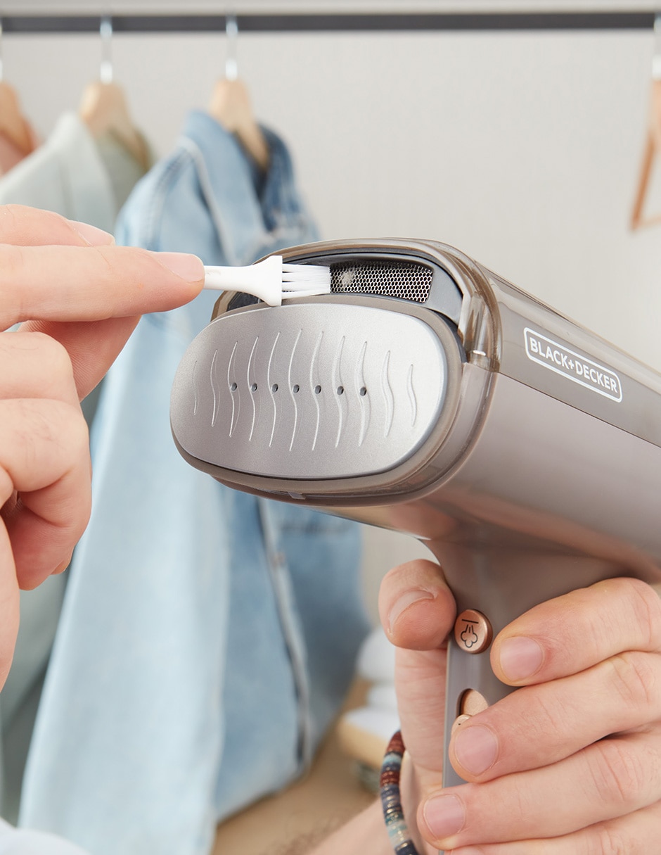 Central de vapor Black + Decker GS0541-0ODLA suela cerámica