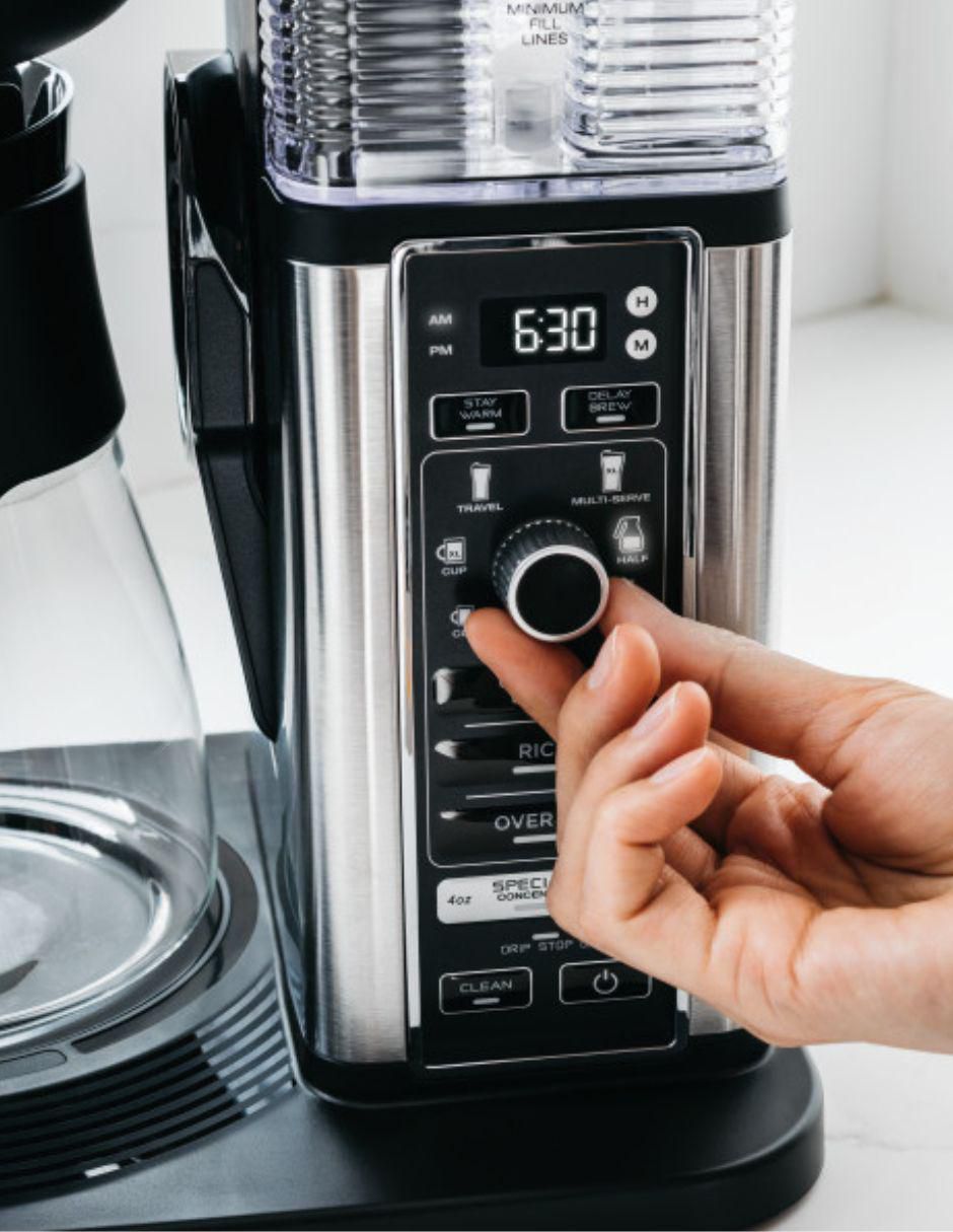 Cafetera de goteo cm401aa 3