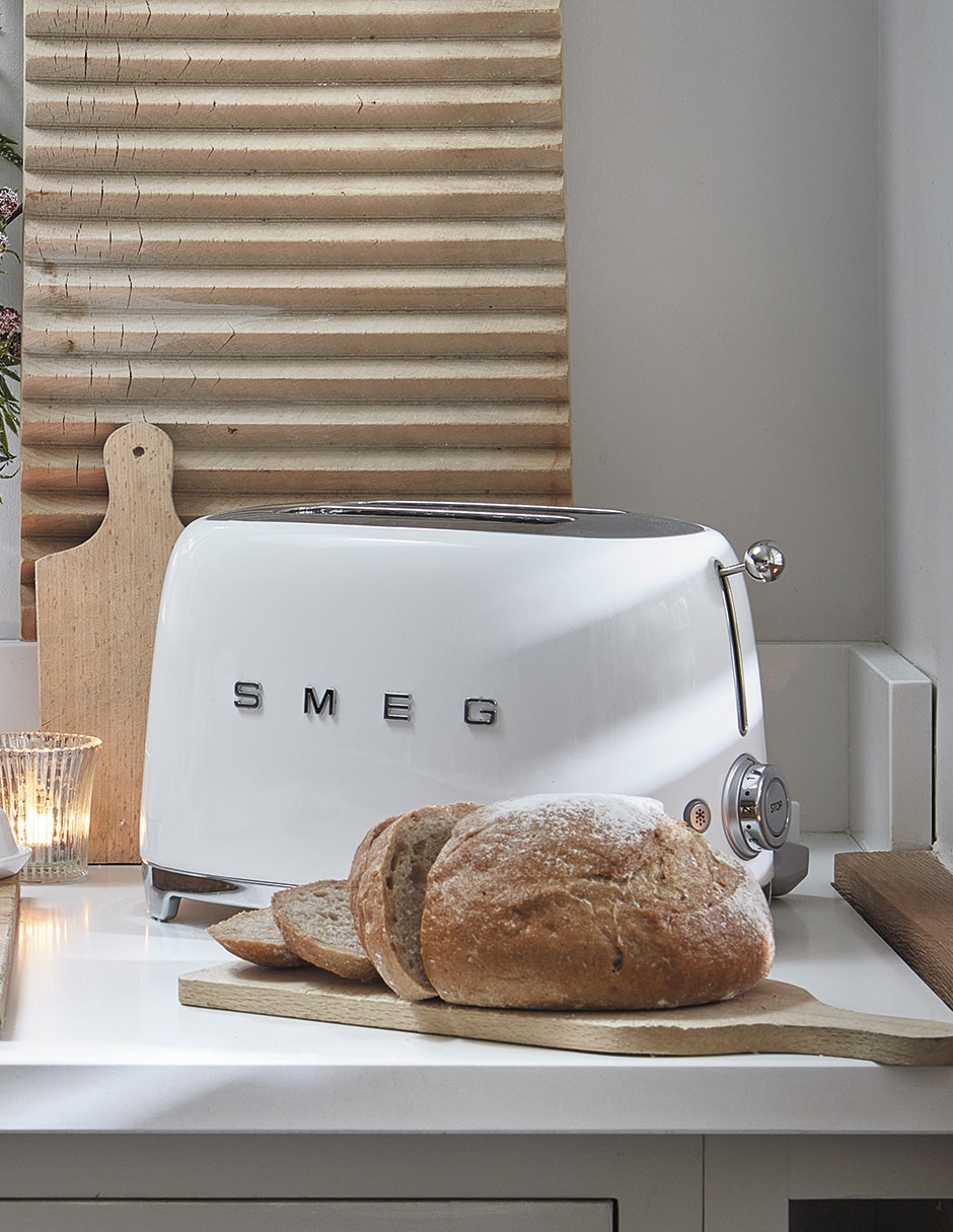 Tostador Smeg TSF01WHUS 50´s Style