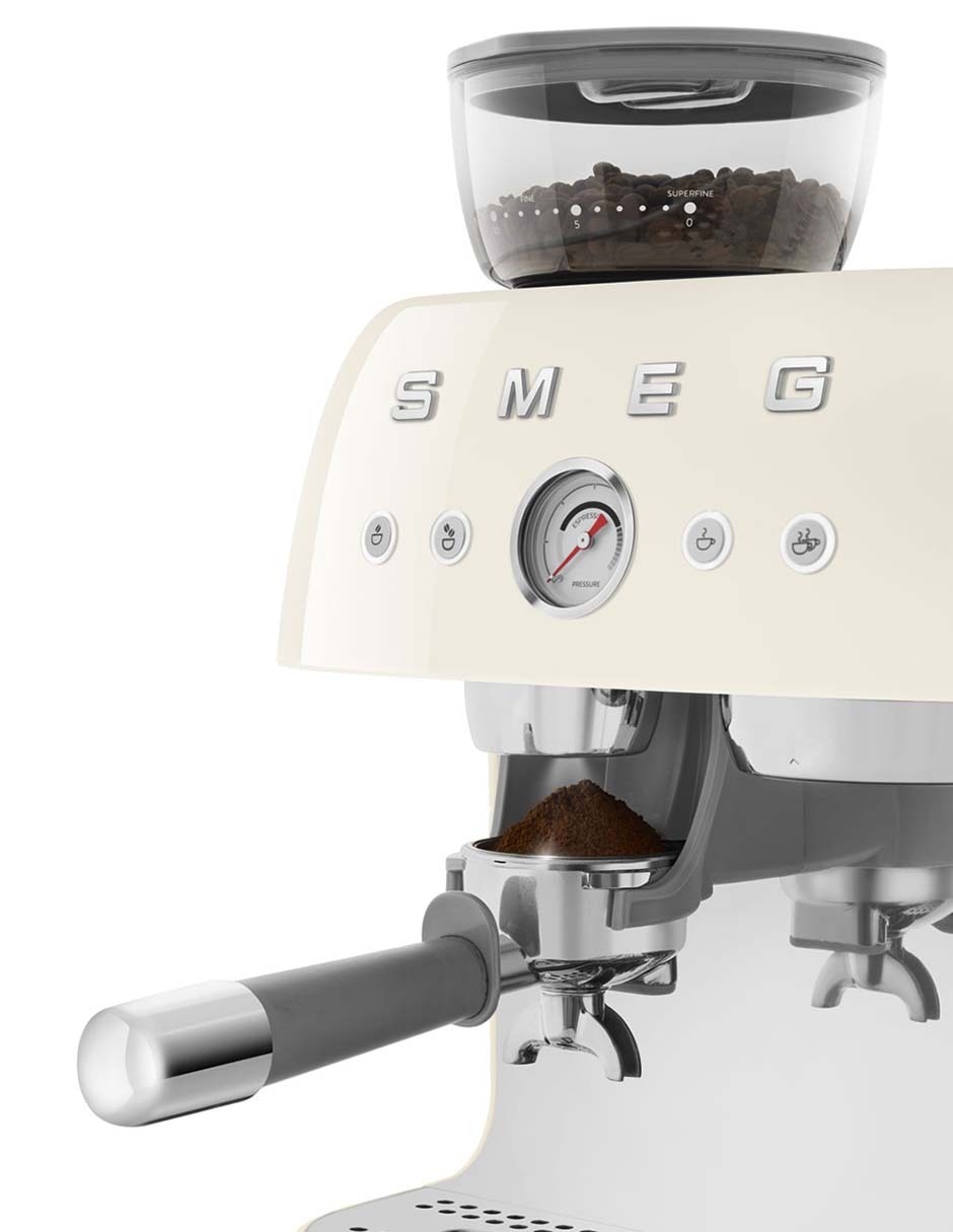 Cafetera con molino smeg 50´s style egf03crus