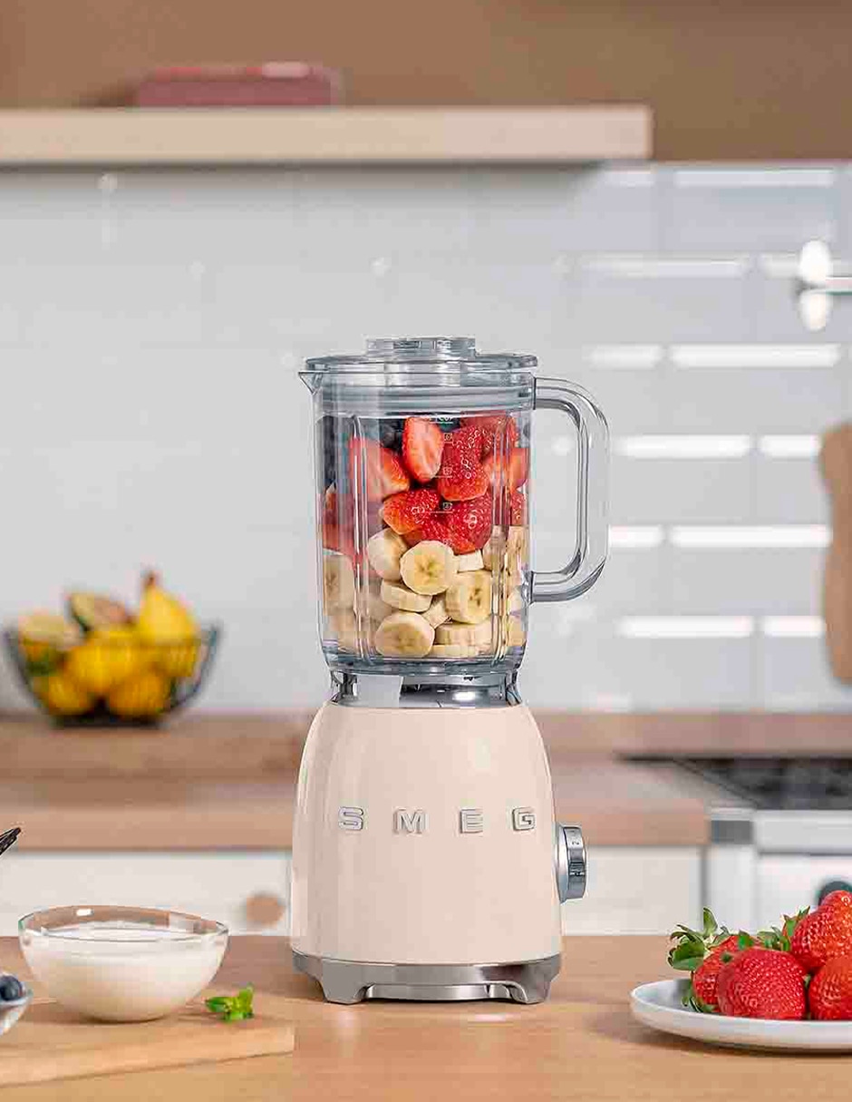 Licuadora Smeg BLF03CRUS 4 velocidades